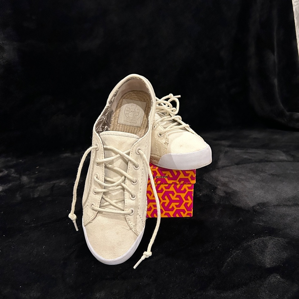 Tory Burch Cream Canvas Lace-Up Shoes